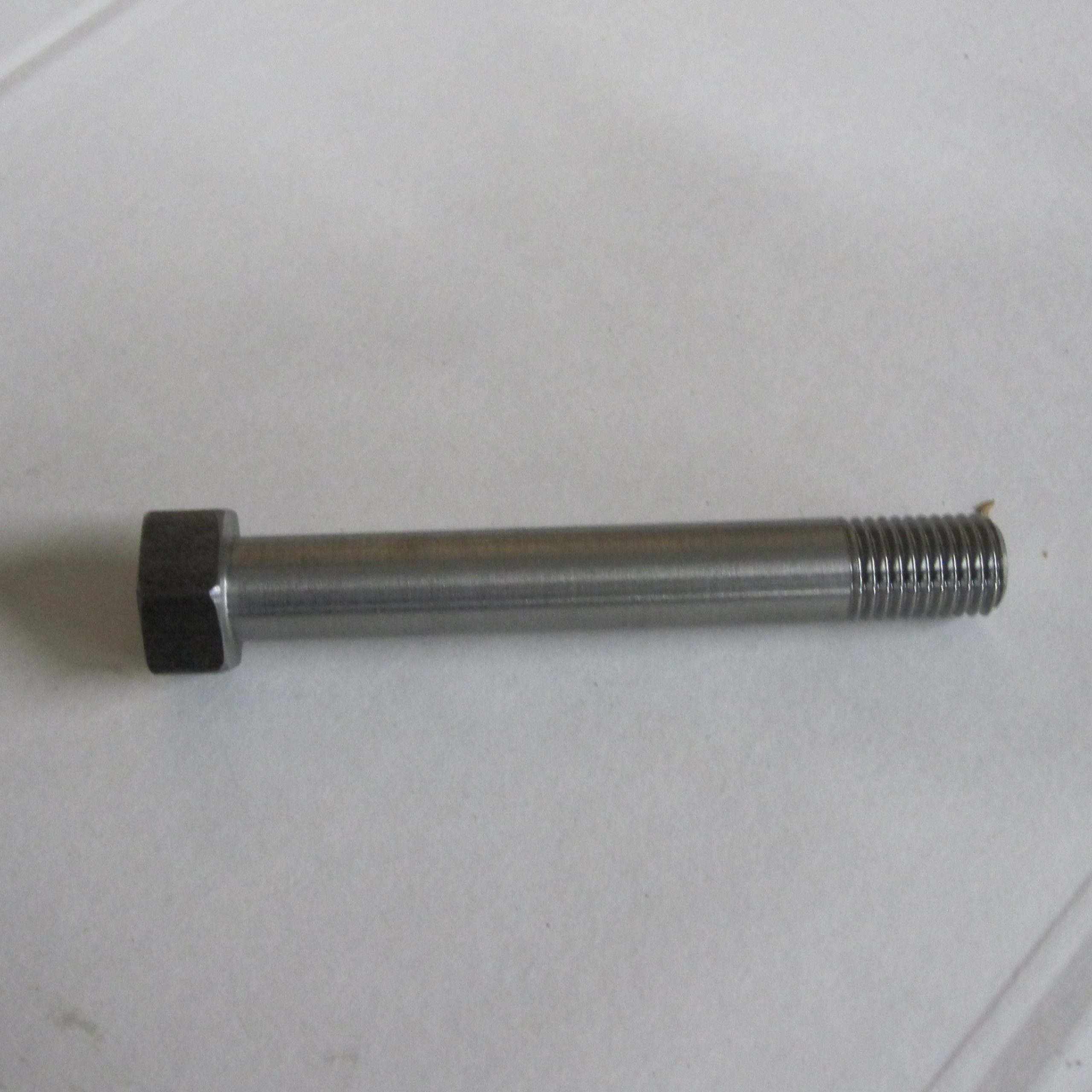 R1307: 12/4 Rear Main Bearing Bolt