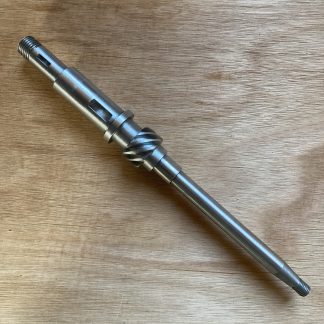 6E224/5: 6-Cylinder Distributor Drive Gear and Water Pump Shaft